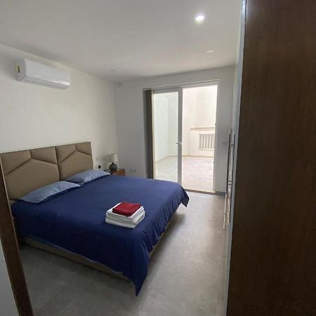 Gzira Two-Bedroom Apartment المظهر الخارجي الصورة